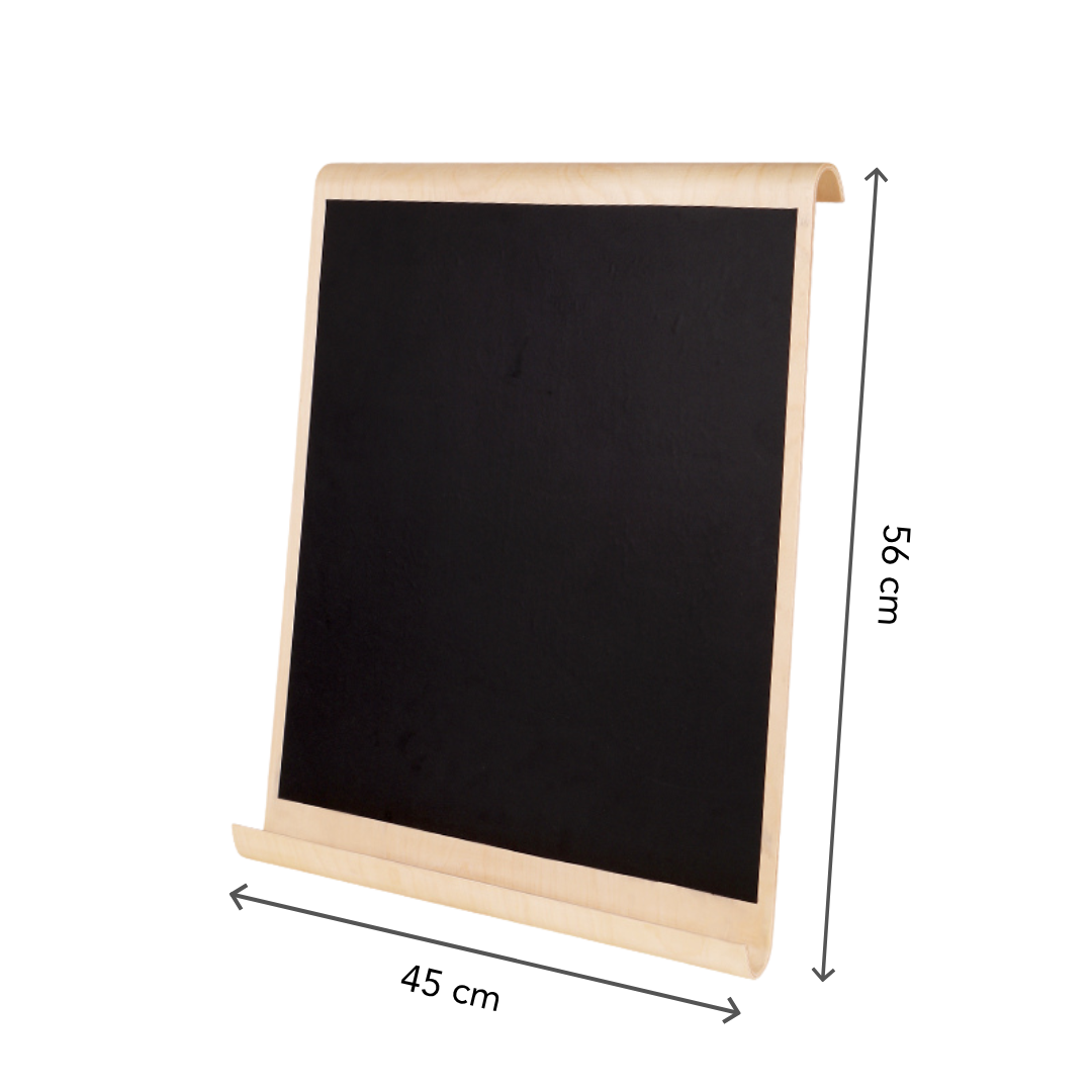 Riababy magnetic board dimensions: 56 cm high and 45 cm wide