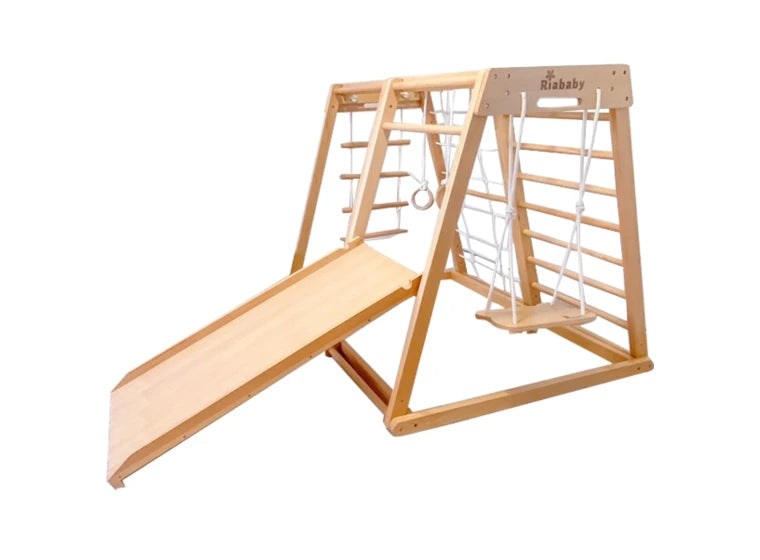 Kangaroo climbing playhouse